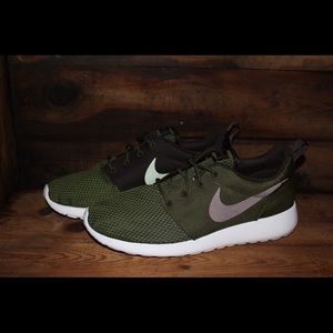 Nike Roshe One SE